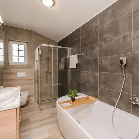 Feriehus Luxury With Heated Pool, Jacuzzi And Sauna *