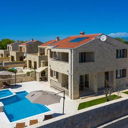 Feriehus Luxury With Heated Pool, Jacuzzi And Sauna *